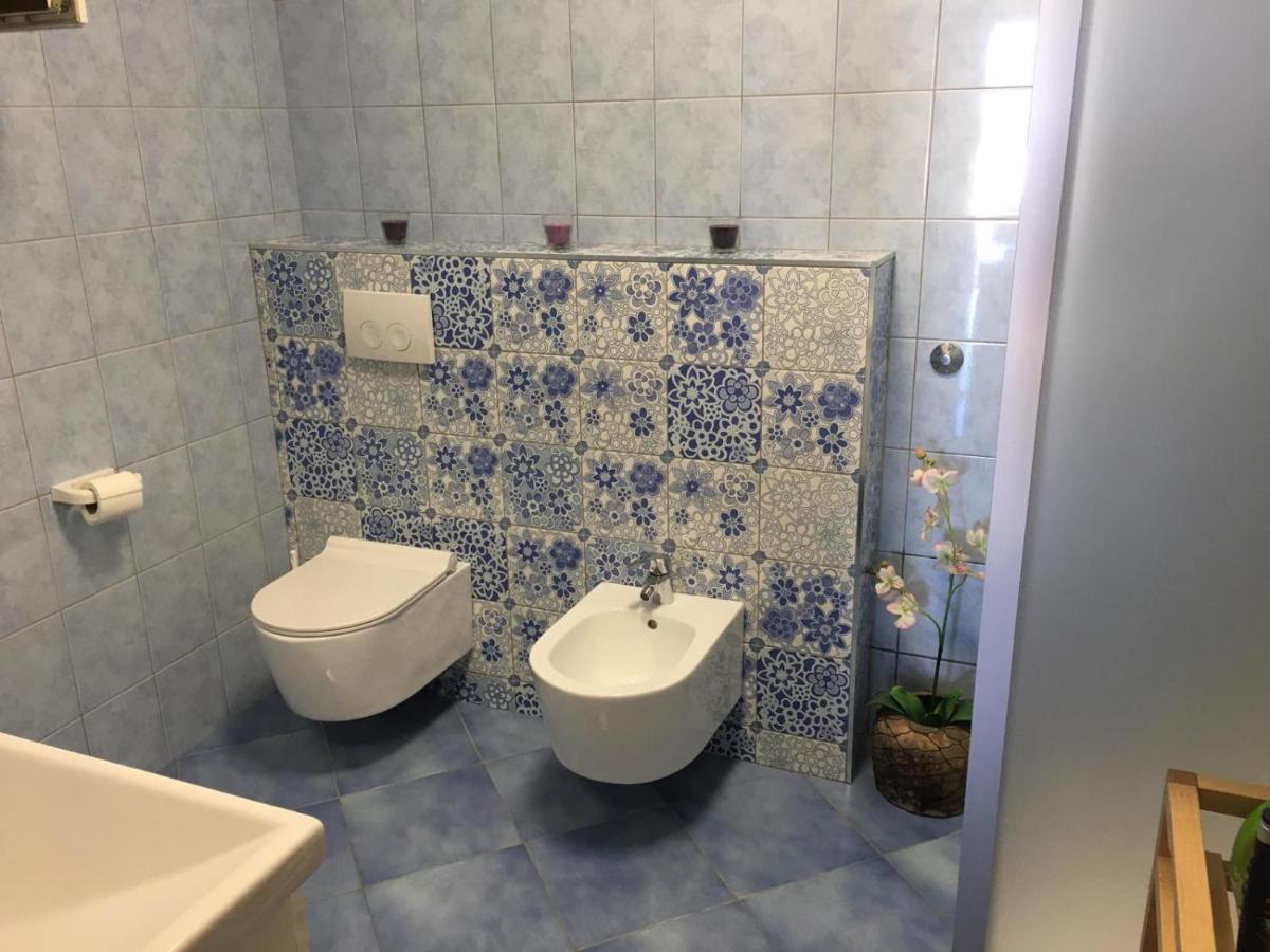 Villa Ulika - 3 Apt For 4 Persons بولا المظهر الخارجي الصورة