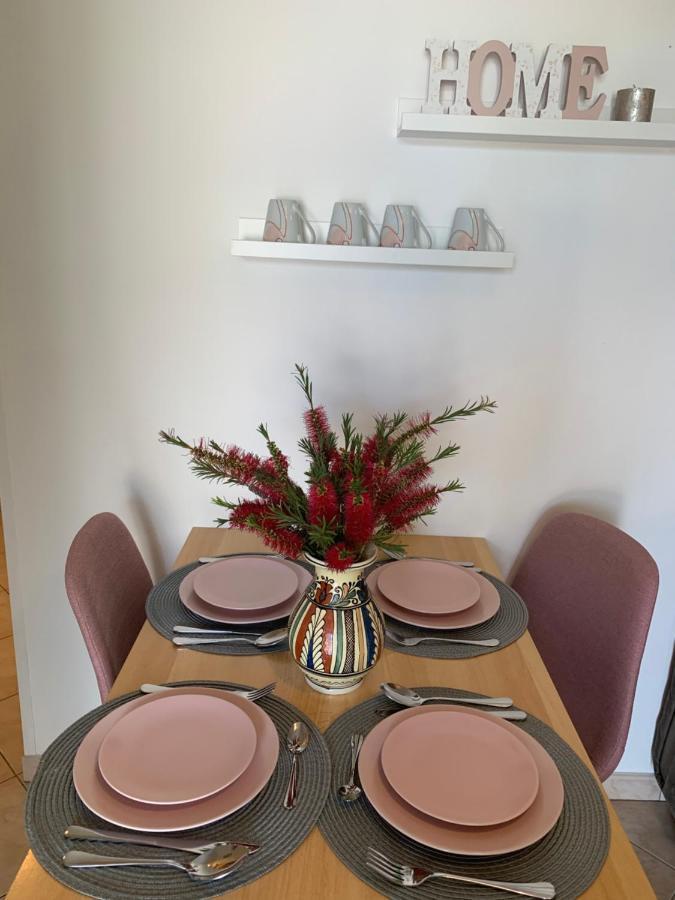 Villa Ulika - 3 Apt For 4 Persons بولا المظهر الخارجي الصورة