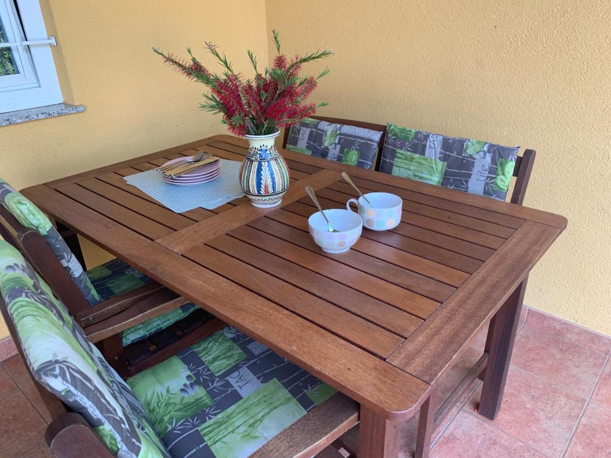 Villa Ulika - 3 Apt For 4 Persons بولا المظهر الخارجي الصورة